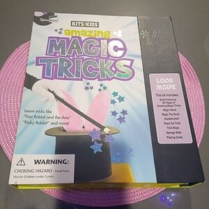 Amazing Magic Tricks Kit
